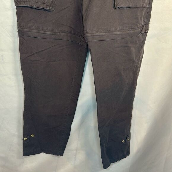 Cabela's Men's Convertible Stretch Cargo Hiking Pants into Shorts size 36 - Picture 3 of 10